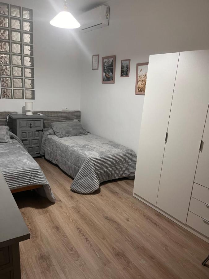 Apartamentos El Peligro Archidona Exteriör bild